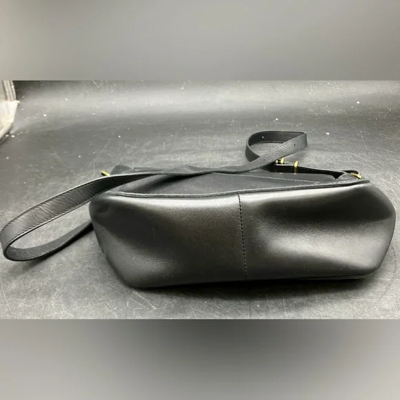 New Madewell The Abroad Leather Shoulder Bag Crossbody purse Black Spring Purse - Picture 4 of 7